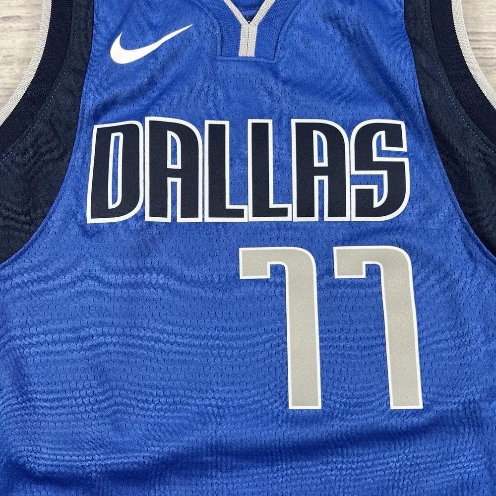 Nike Dri-Fit Luka Doncic Blue Dallas Mavericks Jersey #77 Swingman Icon Yth Smll